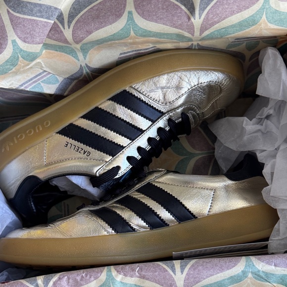Gucci Shoes - Gucci collaboration with Adidas gazelle sneakers
Special edition (Gold)